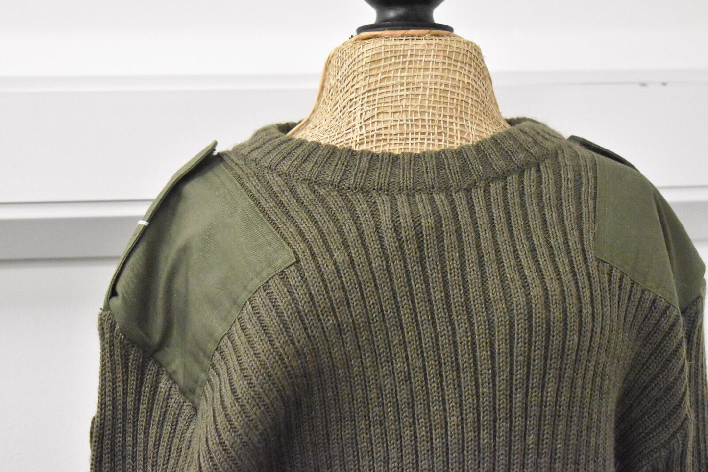 British Army Olive Green Wool Jumper – Royal Artillery Pullover, 40" Chest