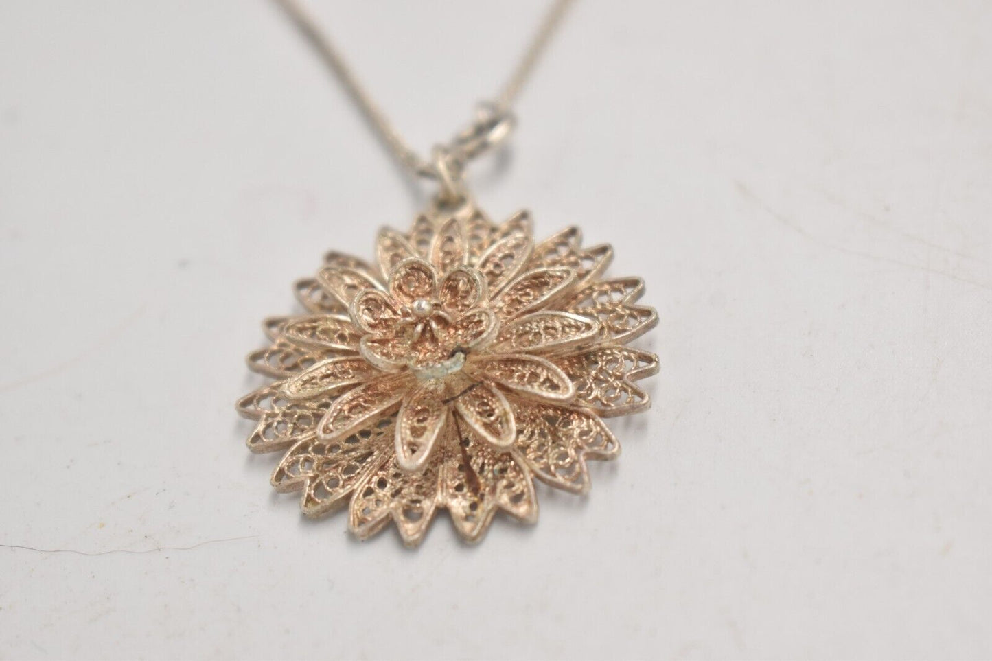 Vintage Silver Metal Filigree Flower Pendant Necklace – 62cm