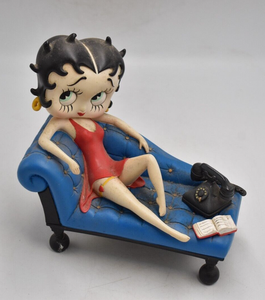 Betty Boop Figurine on Chaise Lounge with Phone & Book – King Features Syndicate