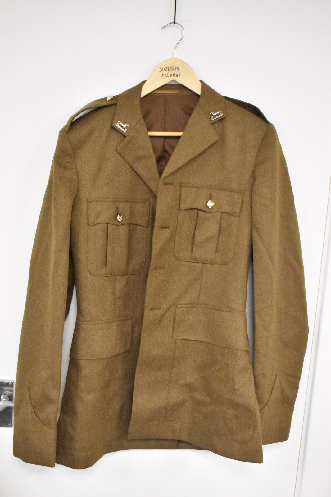British Army Men’s No. 2 Dress Jacket – Yorkshire Regiment – Size 182/100/84