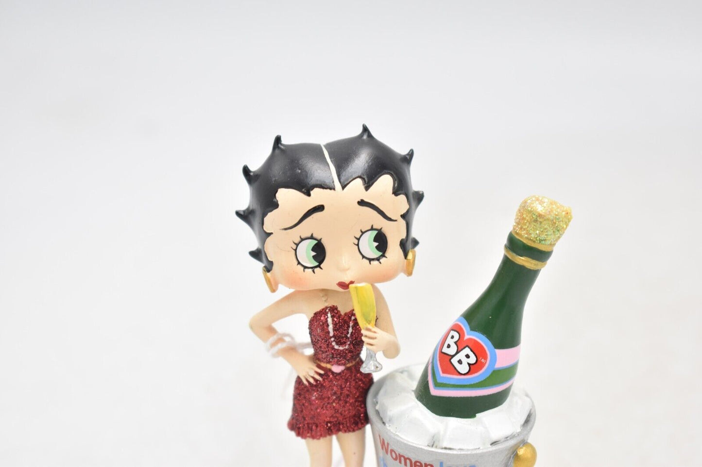 Betty Boop Danbury Mint "Women Love Their Bubbles" Figurine Statue Ornament