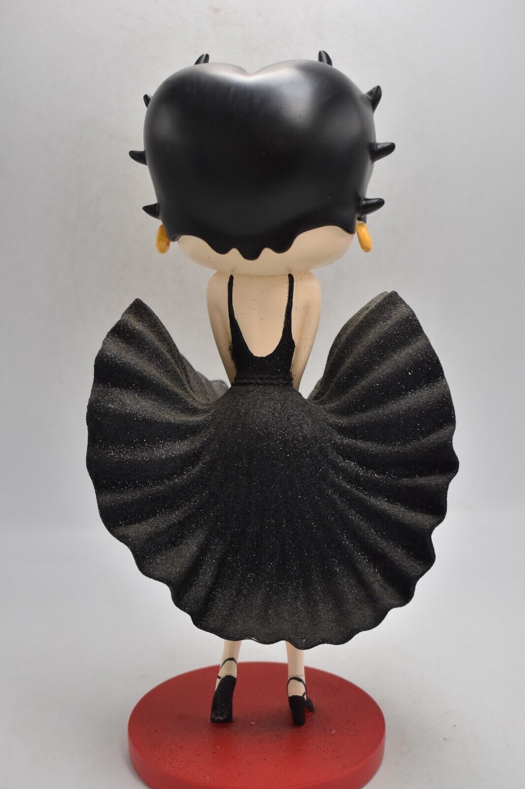 Betty Boop Cool Breeze Black Dress Figurine – King Features Syndicate