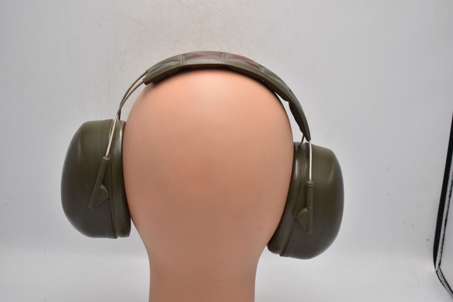 British Army Peltor H72A Ear Defenders – Hearing Protection