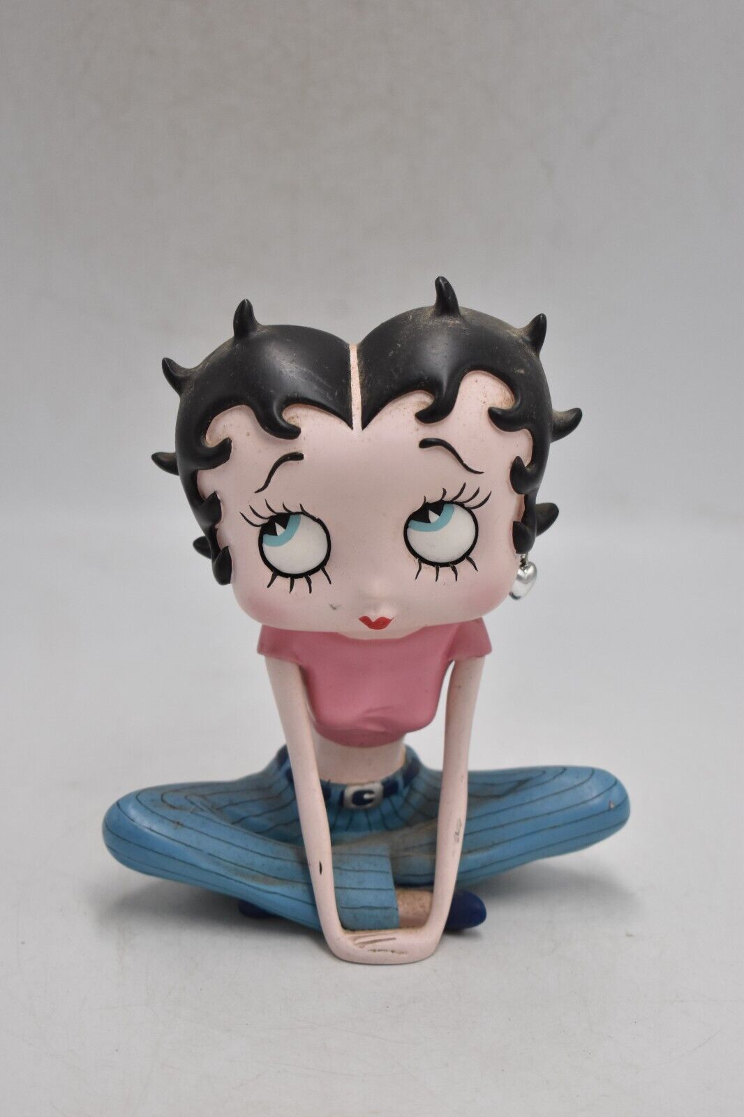 Betty Boop Sitting Cross-Legged Figurine – King Features Syndicate