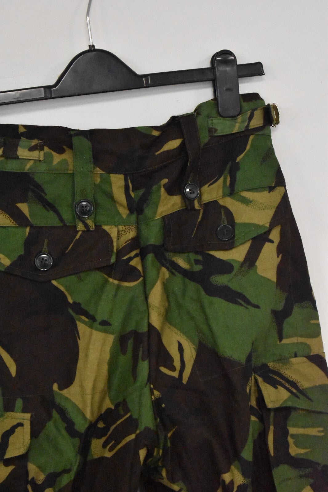 British Army DPM Camouflage Combat Trousers – Size 70/80/96 – W28" L29"