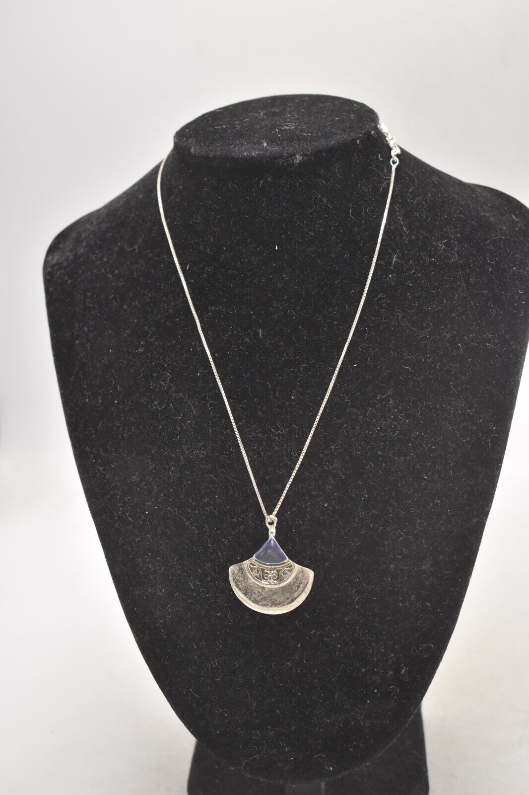 Vintage 925 Sterling Silver Balinese Onyx Pendant Necklace