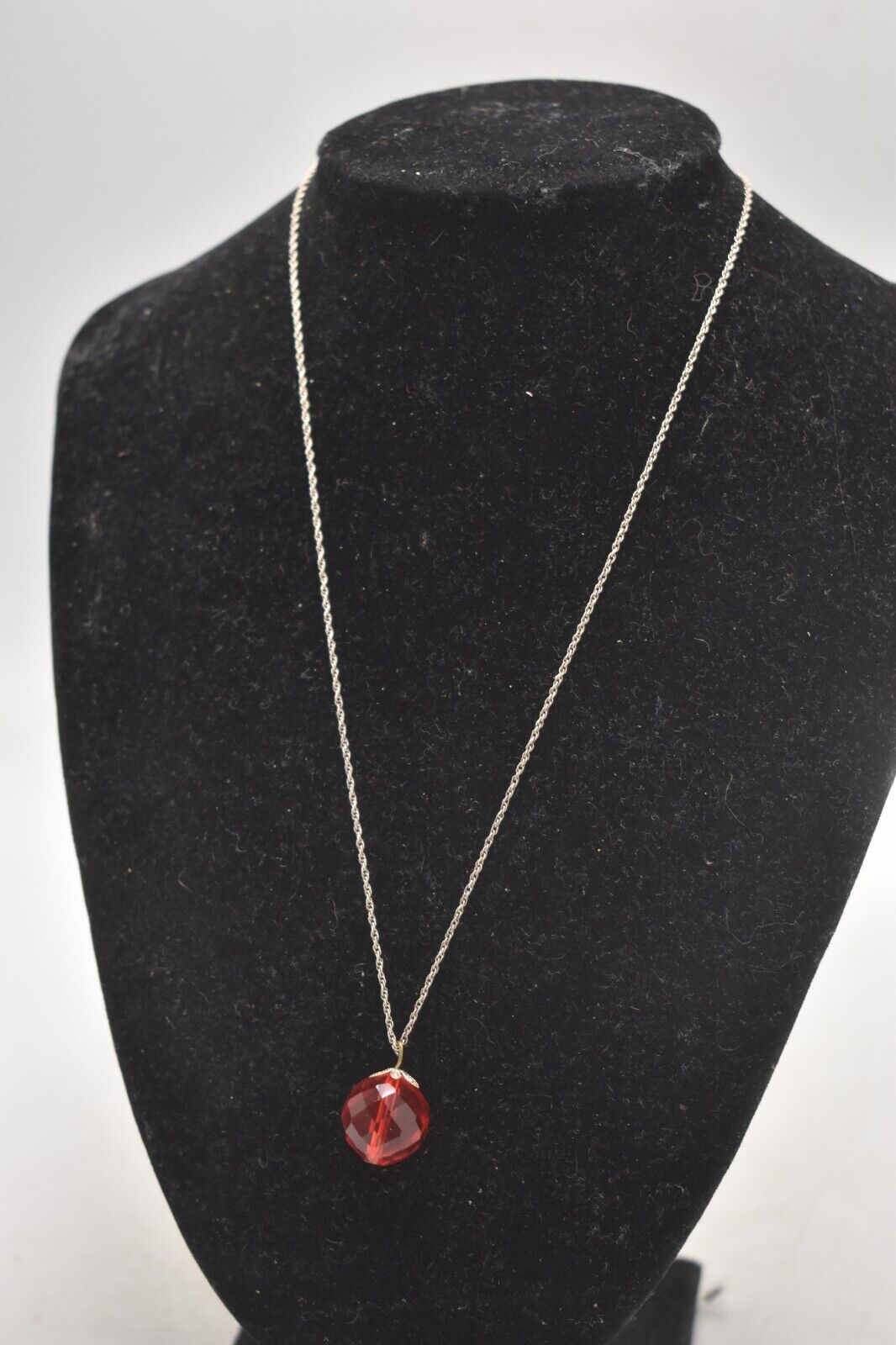 Vintage Sterling Silver 925 Necklace with Red Faceted Glass Crystal Pendant 45cm