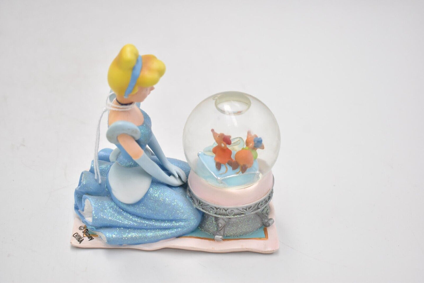 Disney Princess Cinderella Gus & Jaq Mouse Snow Globe