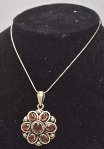 Vintage 925 Sterling Silver & Amber Pendant Necklace – 45cm