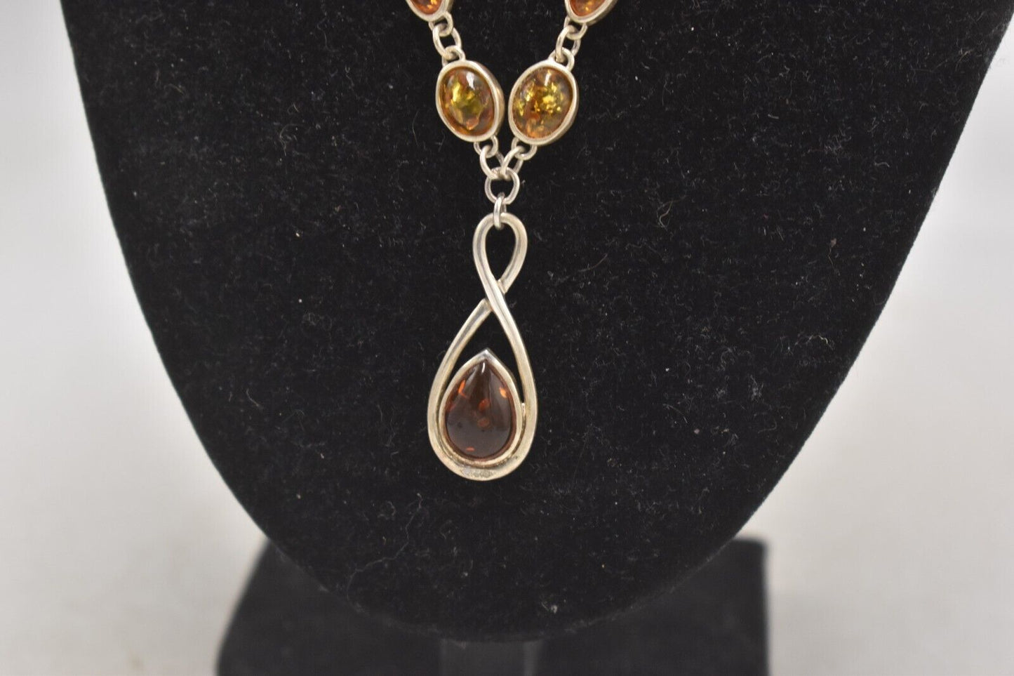 Vintage 925 Sterling Silver Amber and Diamond Teardrop Necklace