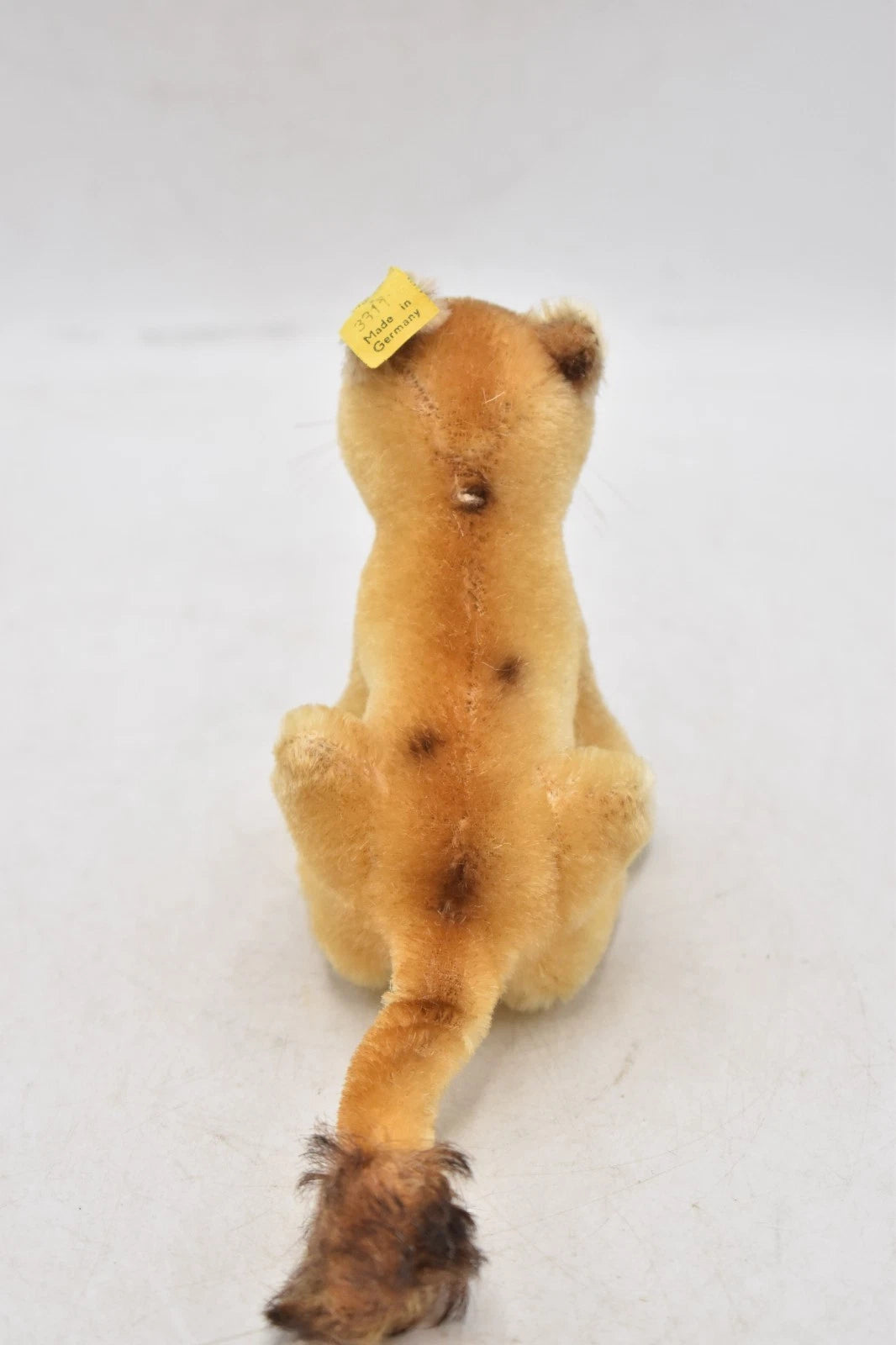 Vintage Steiff Lion Lioness 1950s 1960s Mohair Ear Button Tag 11cm
