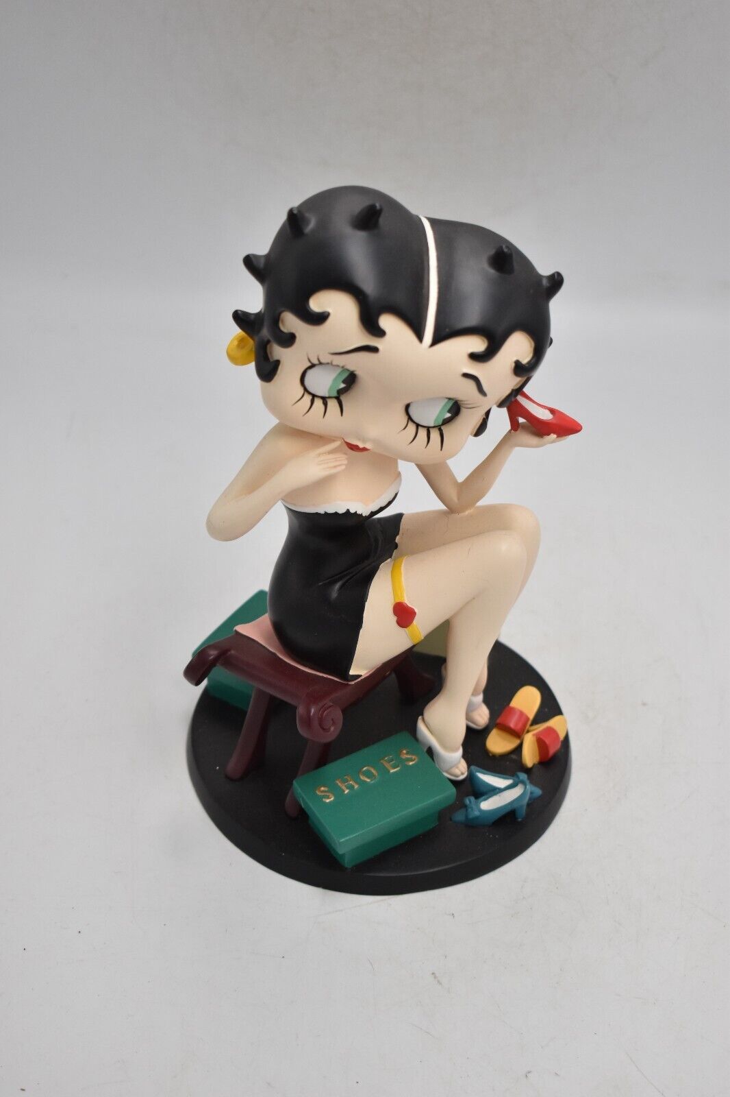 Betty Boop Fitting Shoes Figurine – King Features Syndicate
