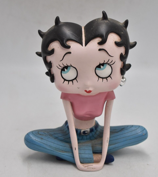 Betty Boop Sitting Cross-Legged Figurine – King Features Syndicate