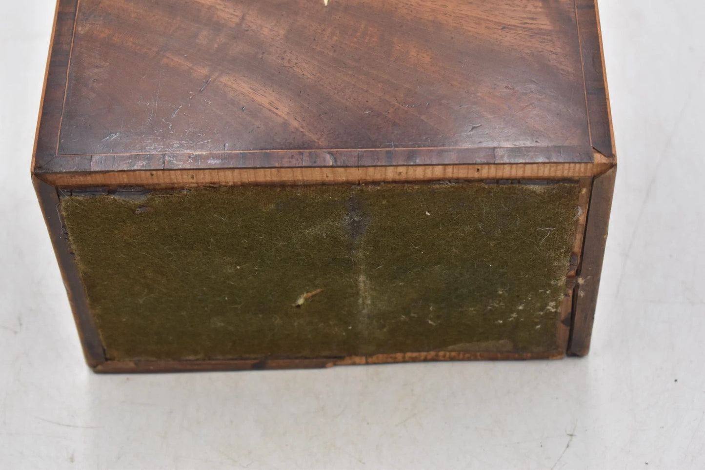 Antique Georgian Mahogany Tea Caddy with Bone Inlay
