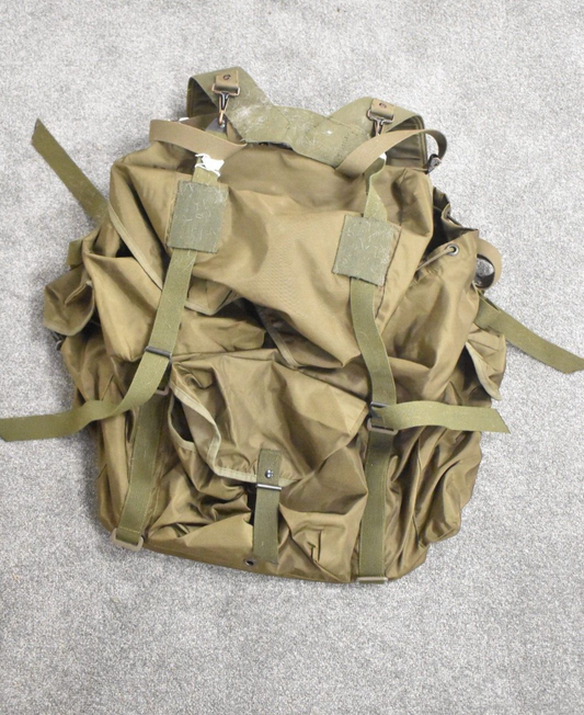 Vintage German Austrian Army 1987 Heereseigentum Rucksack Backpack – Military