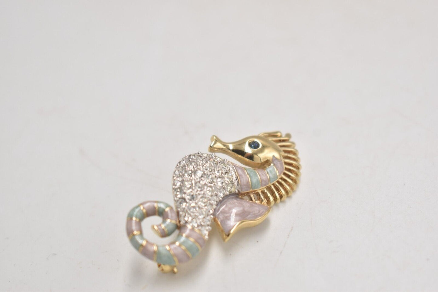 Vintage Seahorse Brooch – Rhinestone & Enamel – Costume Jewellery