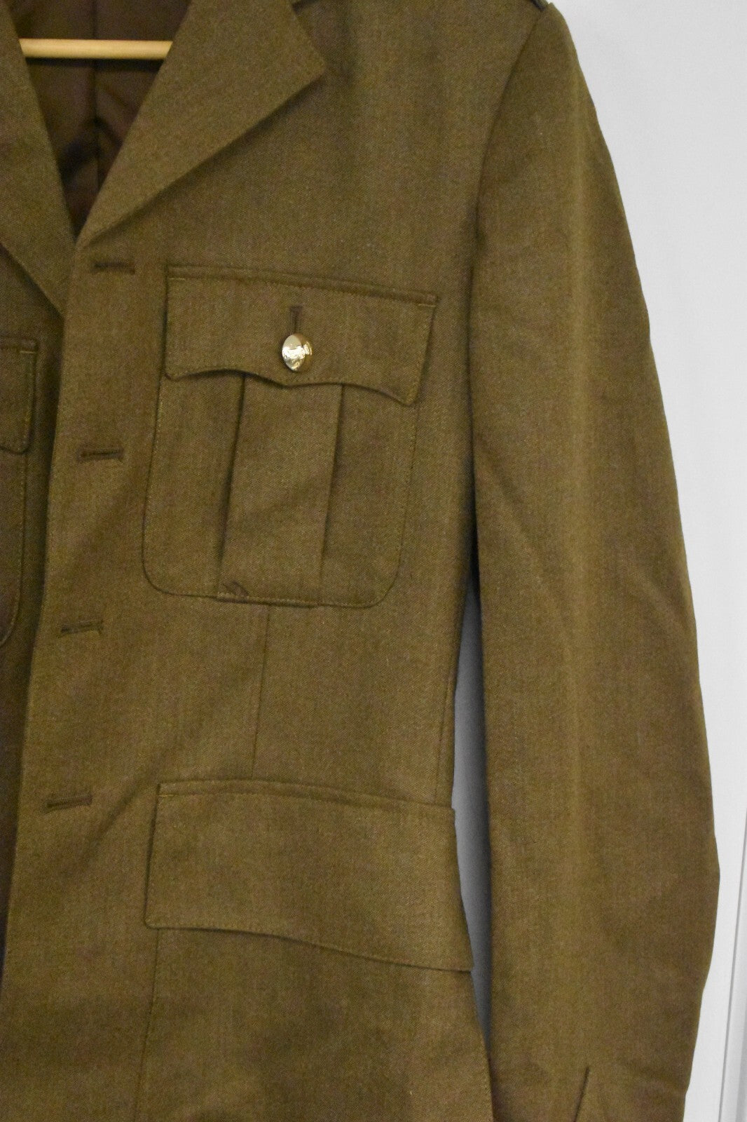 British Army Men’s No. 2 Dress Jacket – Yorkshire Regiment – Size 182/100/84