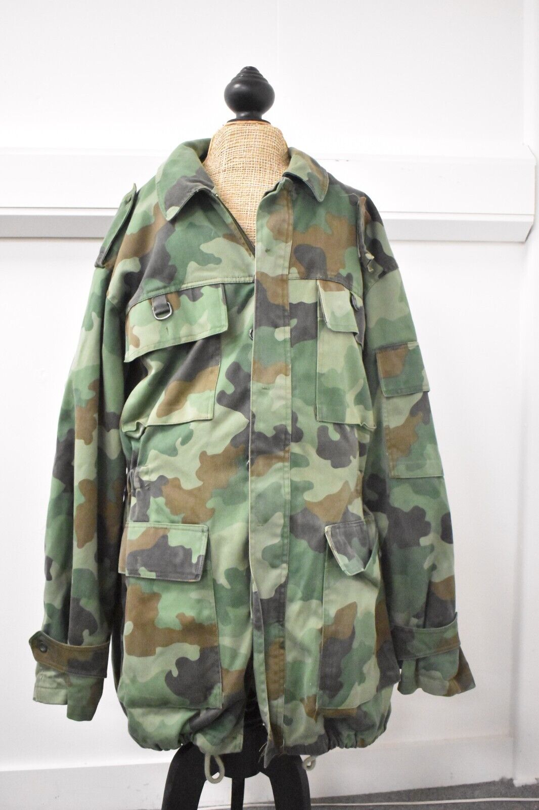 Vintage Serbian Army Oakleaf Camo Winter Coat with Liner – Chest 46", Large