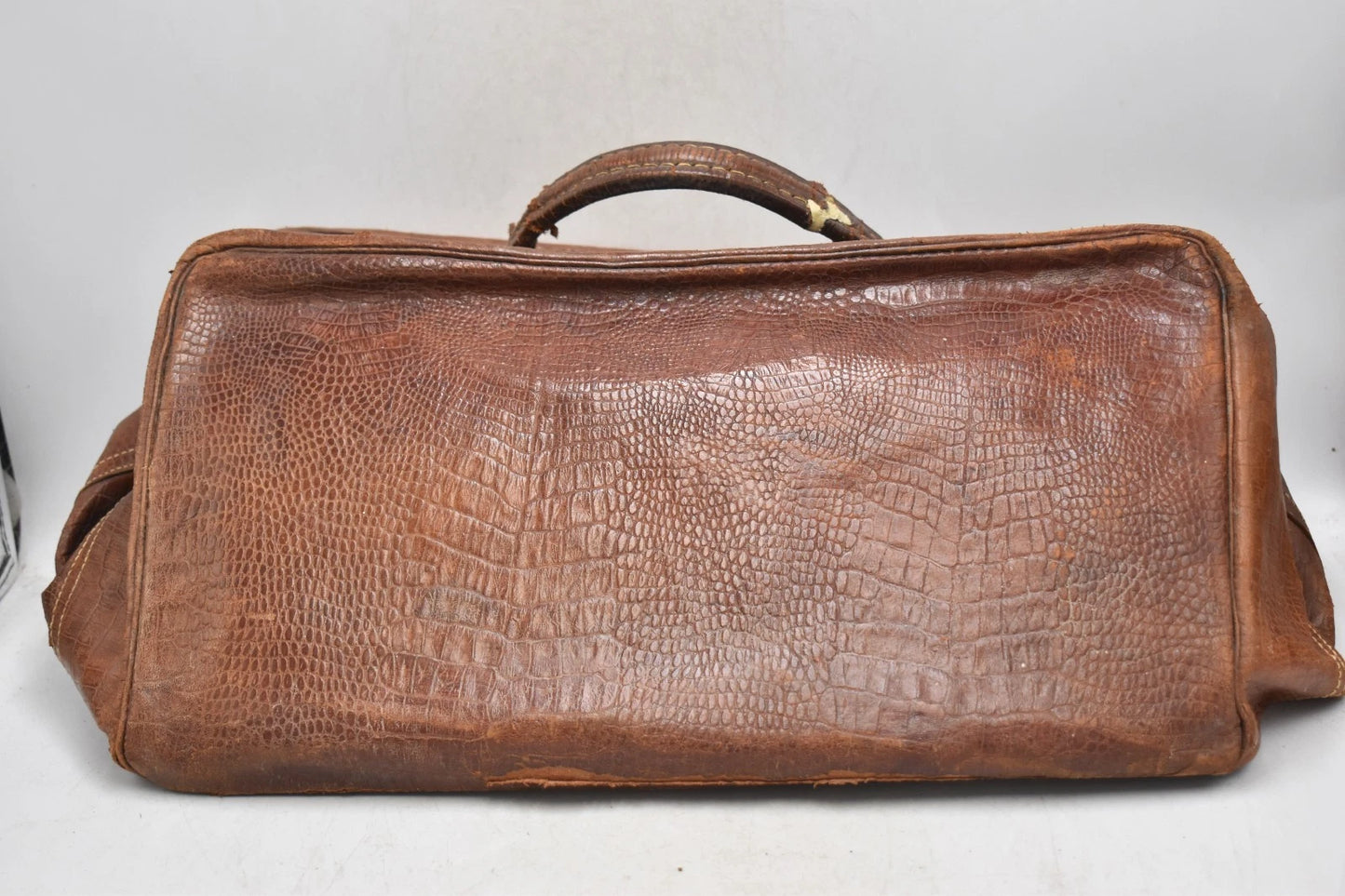Antique Crocodile Leather Brown Gladstone Doctors Overnight Bag 40cm