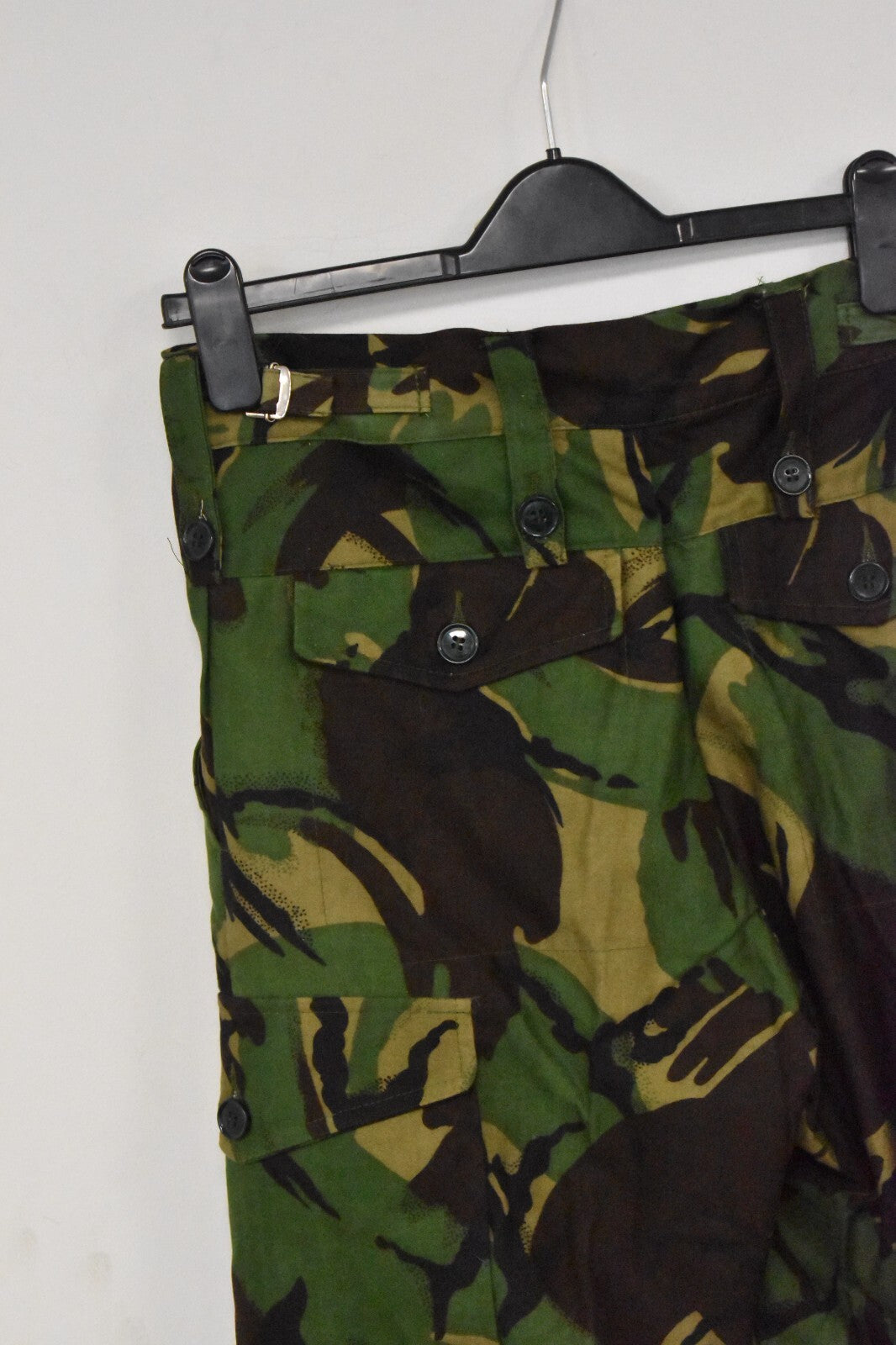 British Army DPM Camouflage Combat Trousers – Size 70/80/96 – W28" L29"