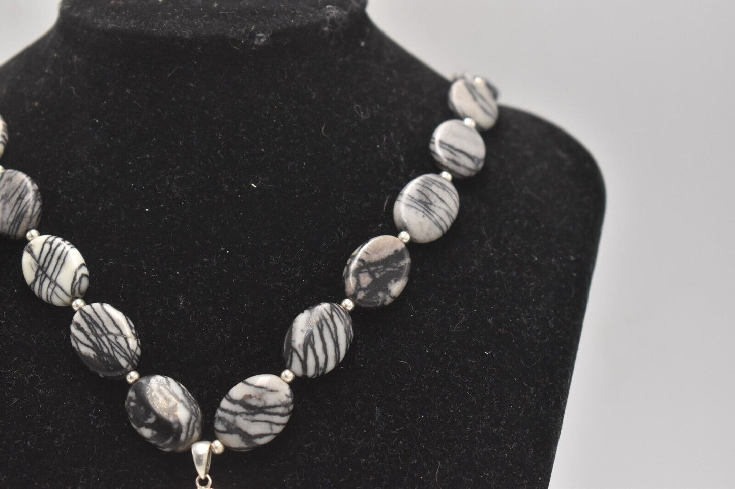 Vintage Sterling Silver 925 Picasso Spiderweb Jasper Pendant Necklace – 60cm