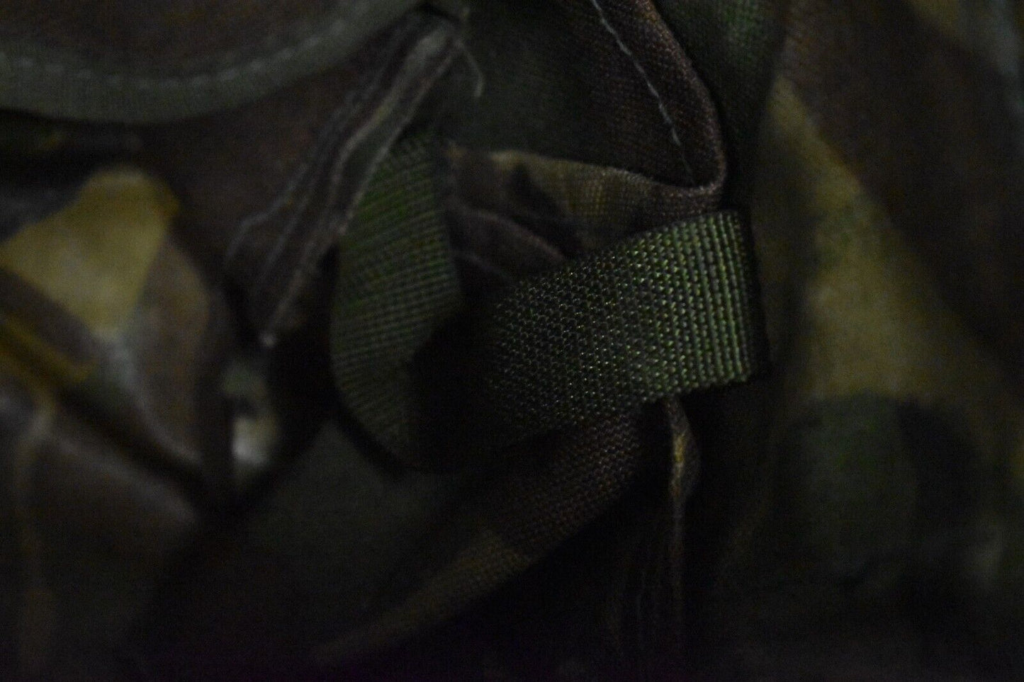 British S10 Gas Mask Size 2 & Haversack Bag, Army Respirator NBC Kit With Extras