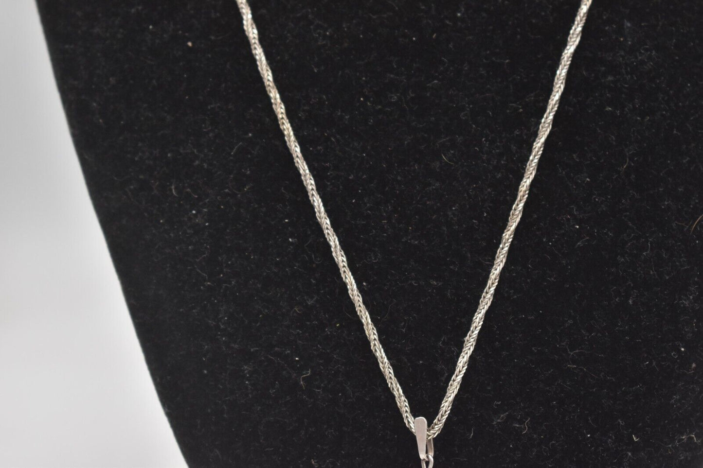 Vintage Sterling Silver 925 Necklace with Baltic Amber Pendant