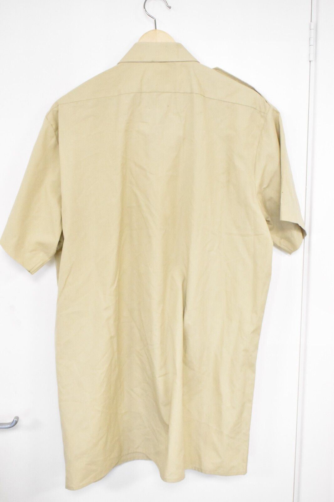 British Army Fawn Short Sleeve Shirt – Size 44" Chest