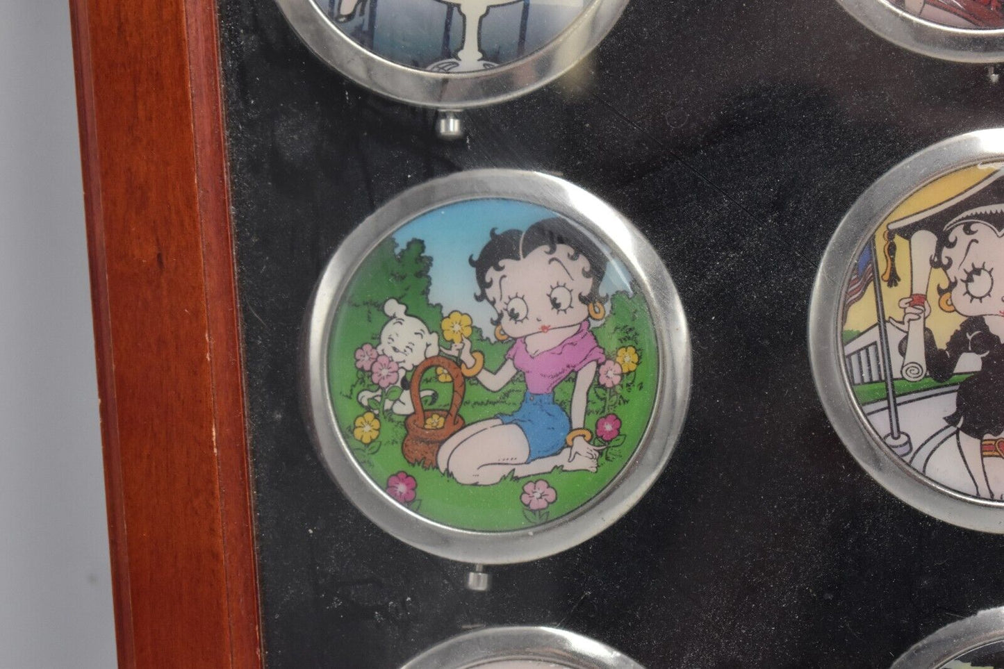 Willabee & Ward Betty Boop Compact Mirror Collection – Wooden Glass Case