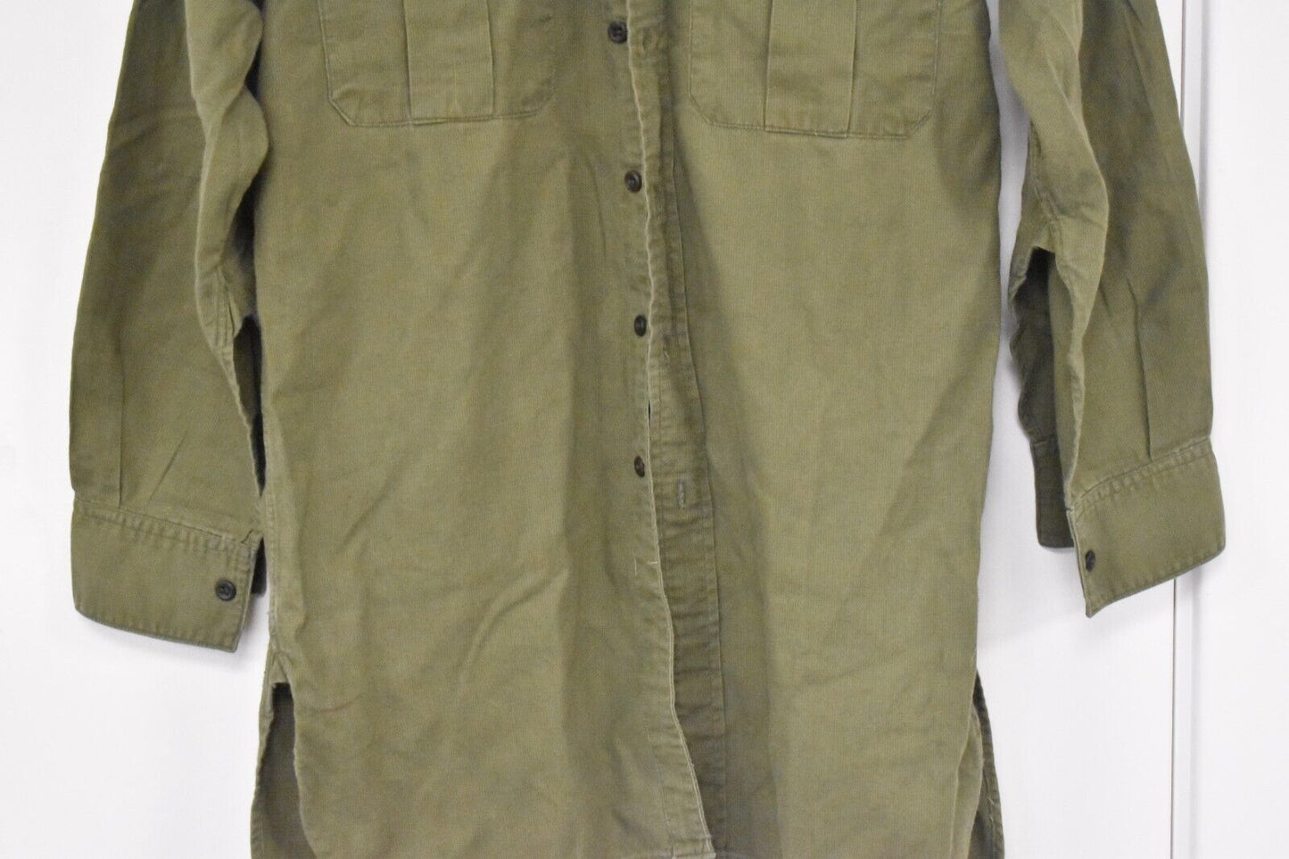 British Army 1960s Olive Green Jungle Aertex Cellular Shirt – Size 38"