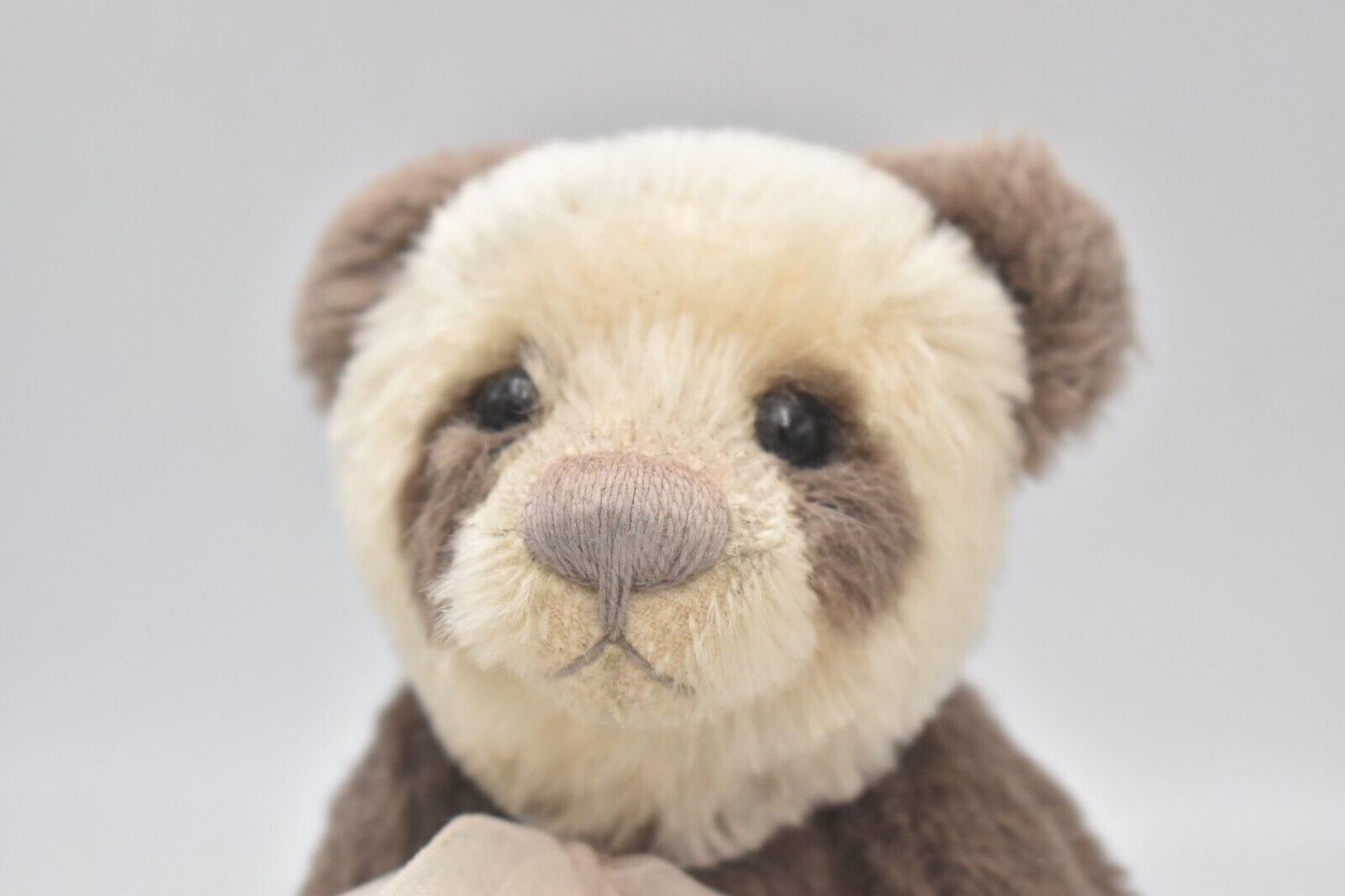 Charlie Bears Kenny Isabelle Collection Bear Studio - Limited Edition
