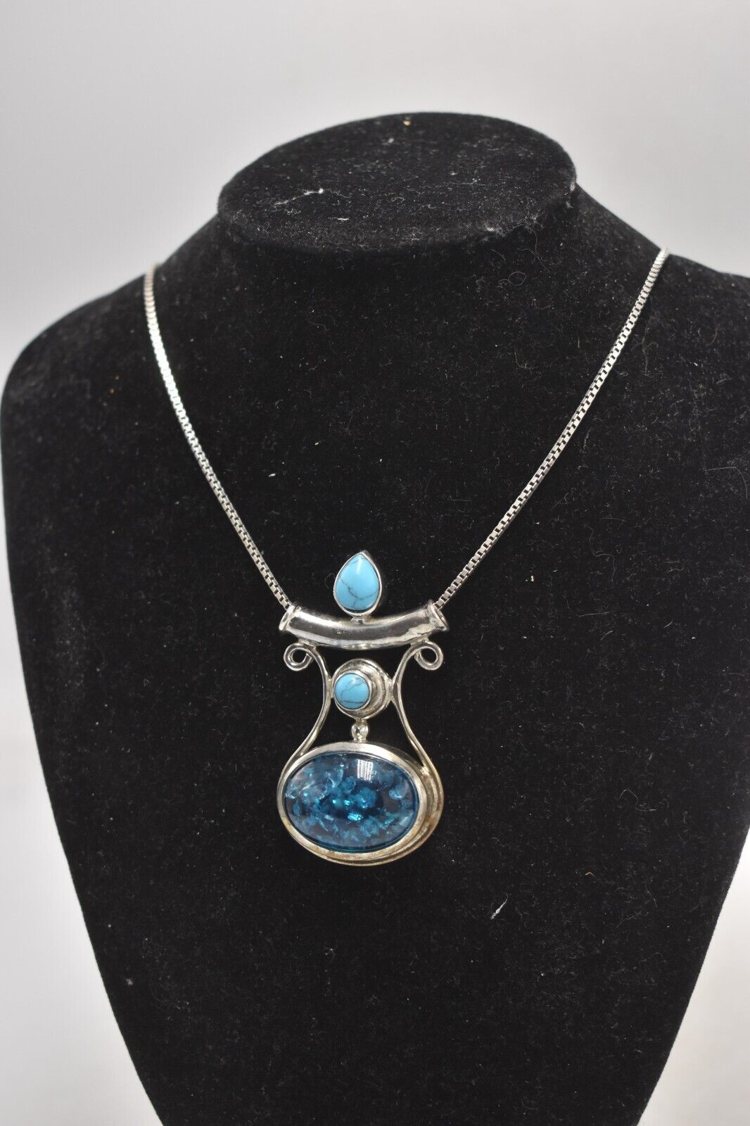 Vintage Bohemian 925 Sterling Silver Crackle Quartz & Turquoise Pendant Necklace