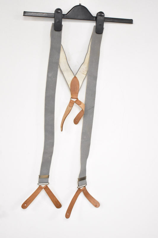 British RAF Army Grey Elastic Braces – Leather Buckles – 110cm – Dated 1961