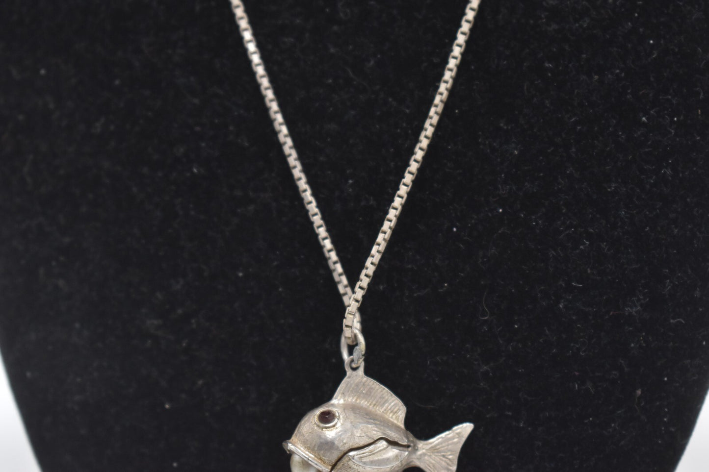 Vintage 925 Sterling Silver Fish Pendant Necklace – Italy