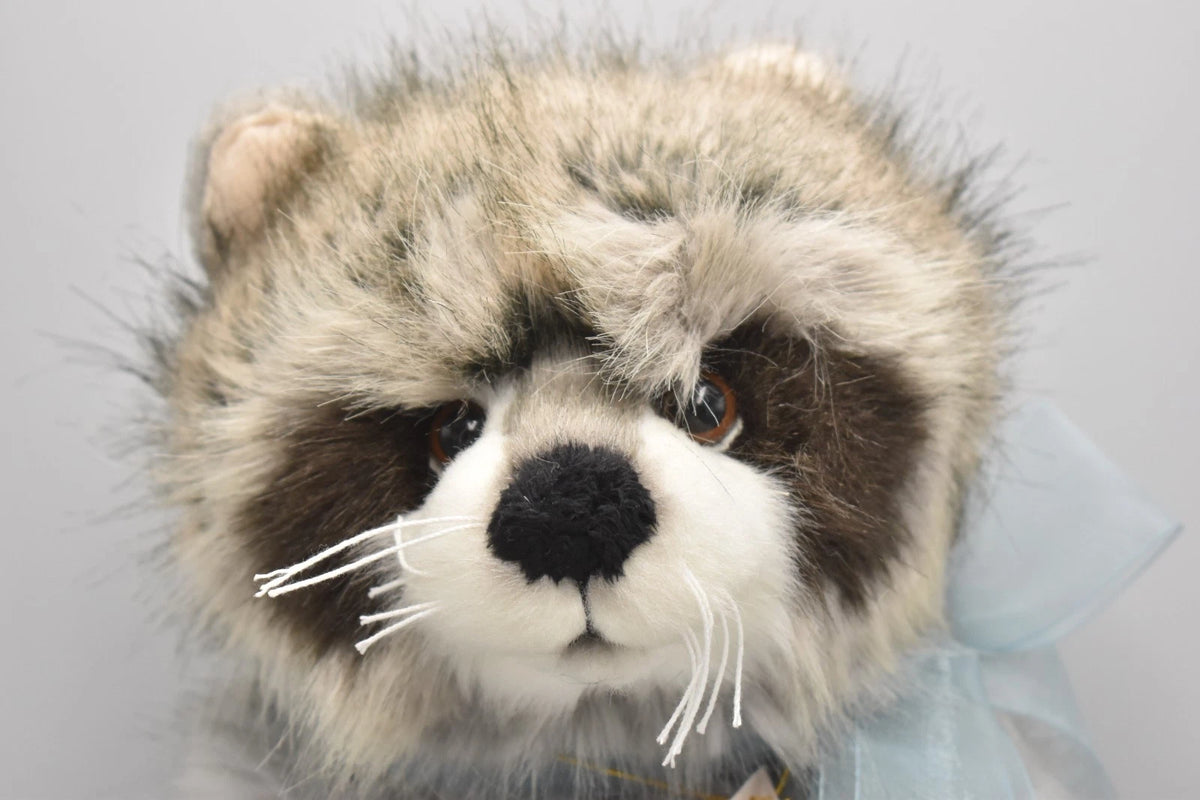Charlie Bears London The Raccoon Teddy Bear Retired Tagged Isabelle Lee