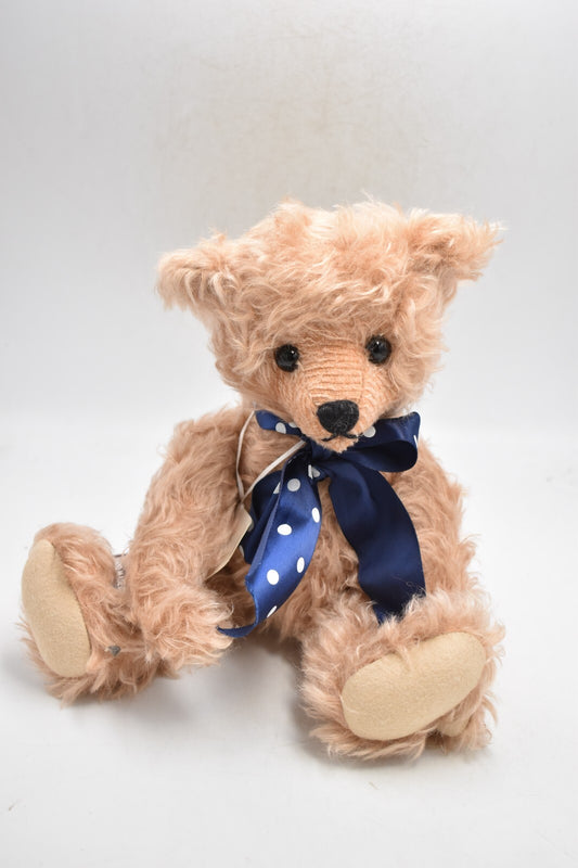 Artist Teddy Bear “Dotty” by Sue Nicoll – Romsey Bear Co – OOAK Mohair – Tagged