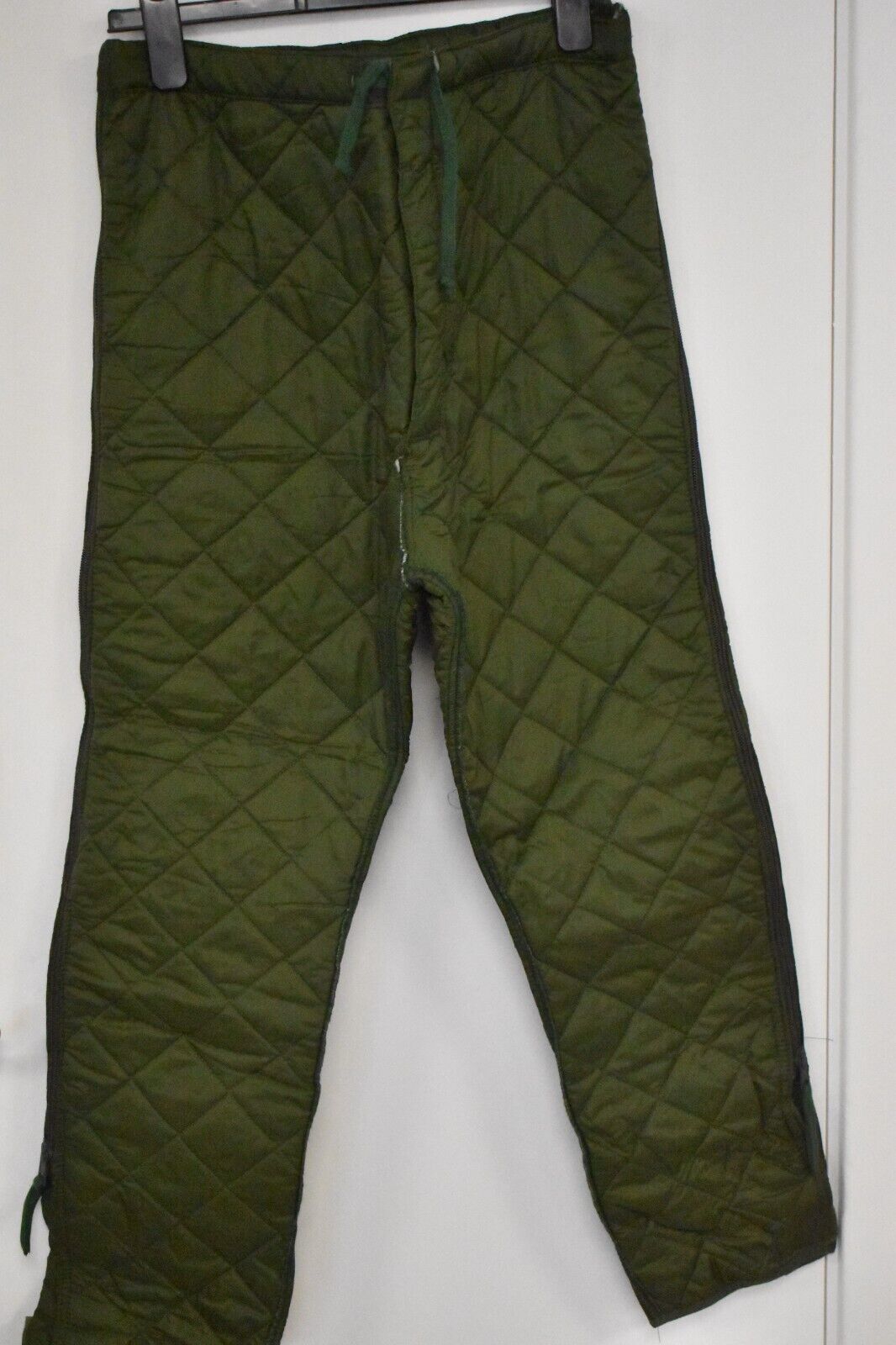 British Army Extreme Cold Weather Liner Trousers – ECW Thermal Olive Green – W30