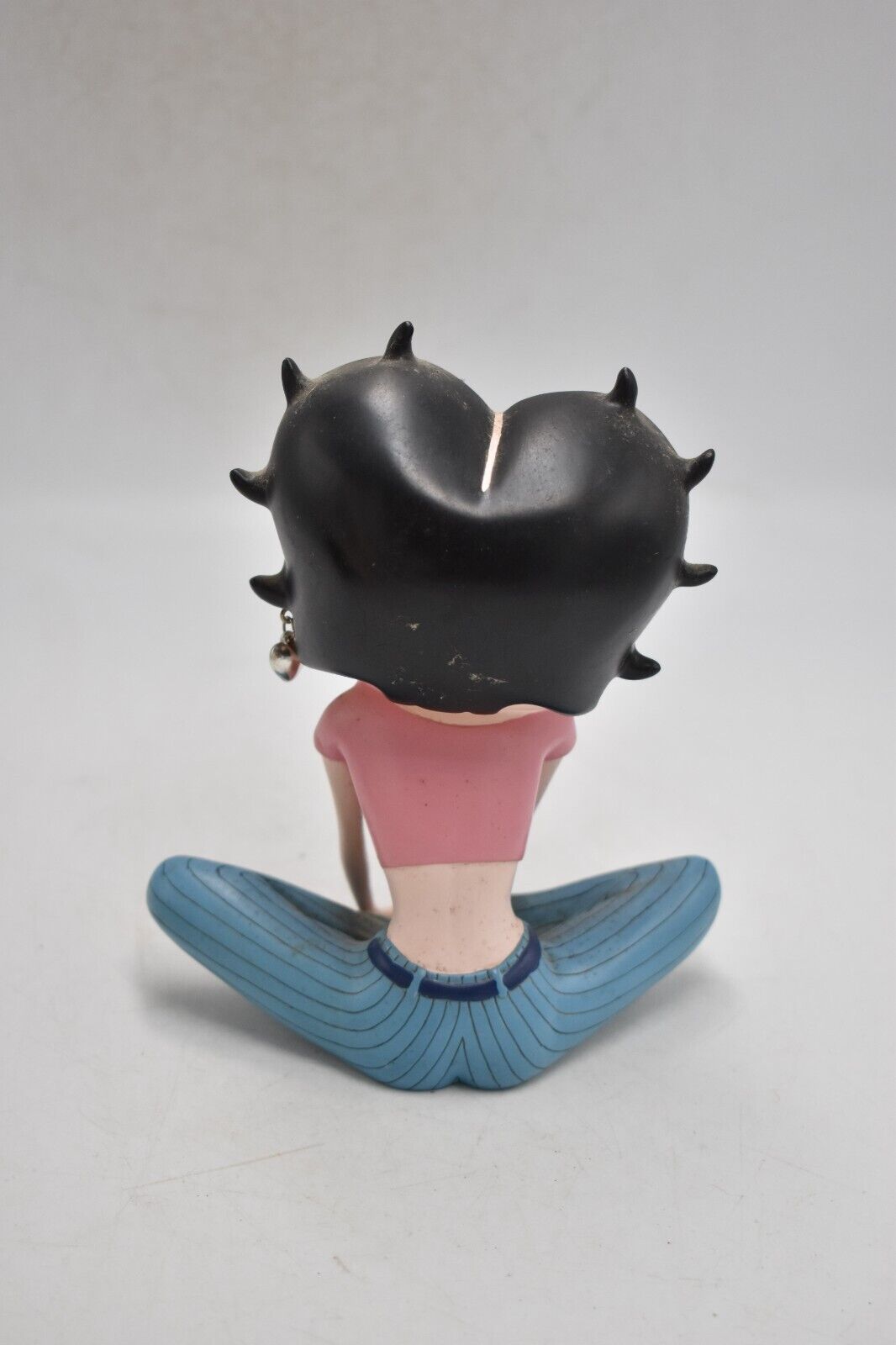 Betty Boop Sitting Cross-Legged Figurine – King Features Syndicate