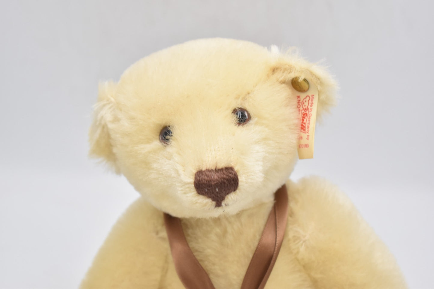 Steiff 150 Year Margarete Teddy Bear 670183 – Limited Edition 4092 – Mohair