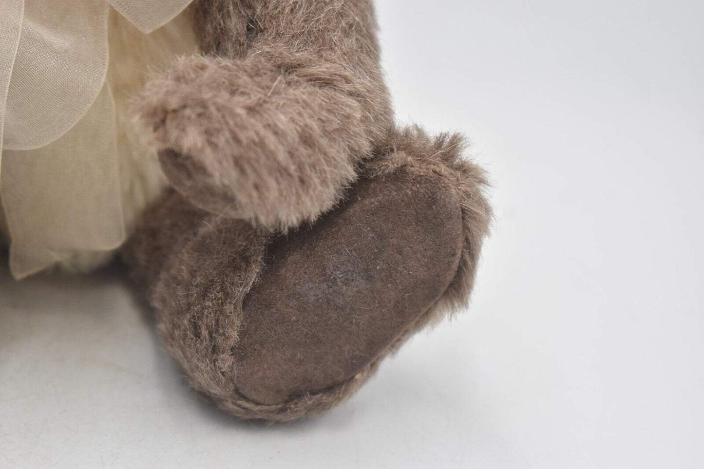 Charlie Bears Kenny Isabelle Collection Bear Studio - Limited Edition