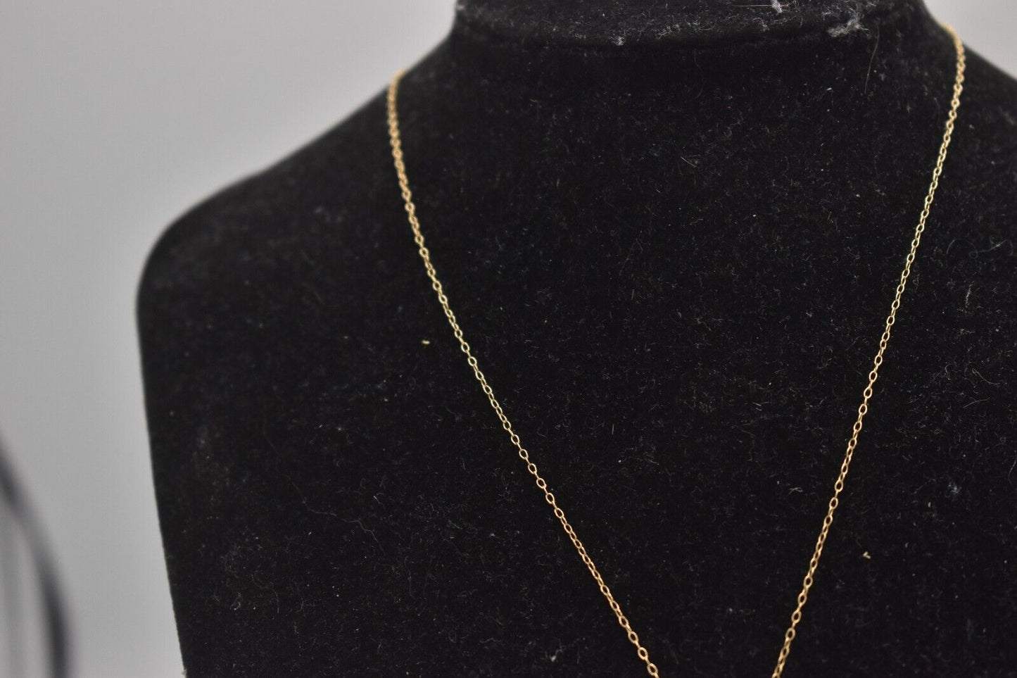 Vintage 9ct Yellow Gold Gemstone Pendant Necklace