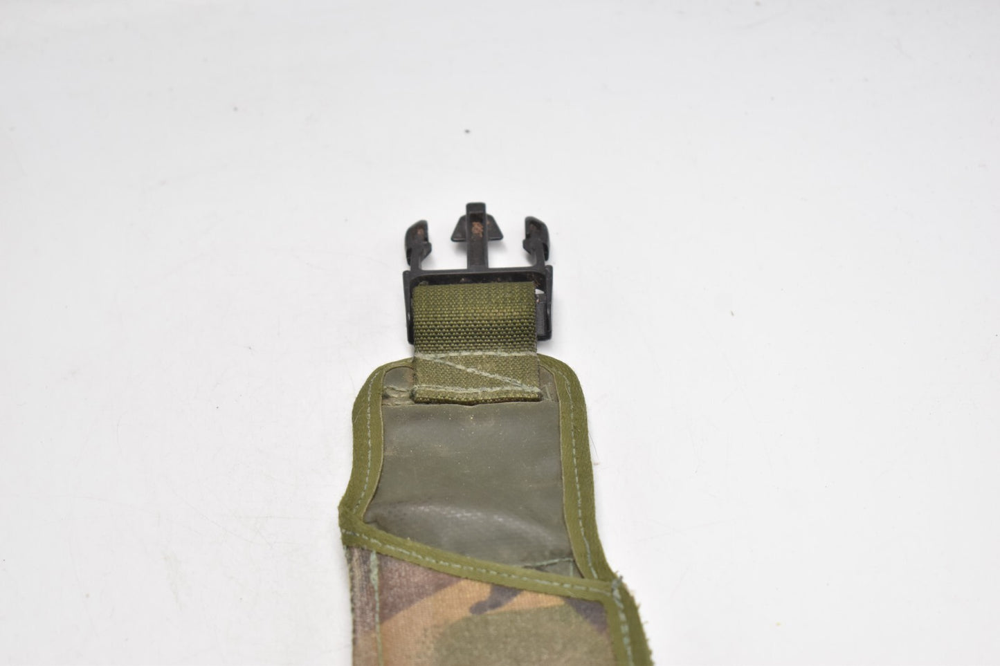 British Army PLCE Webbing Empty SA80 Scabbard Frog Cover – DPM Camouflage