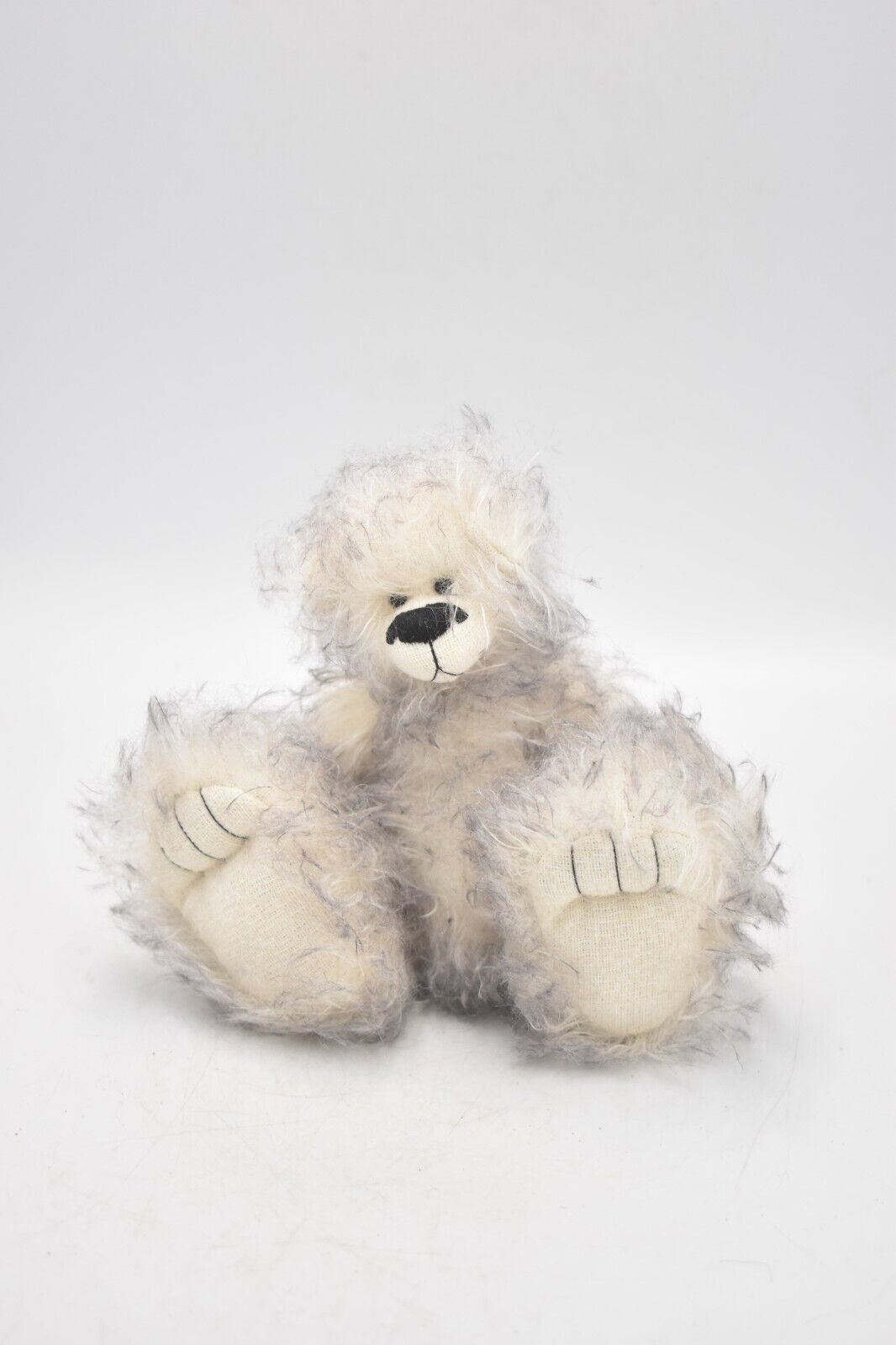 Artist Teddy Bear Errol by Balfour Bears – Tricia Balfour – One of a Kind