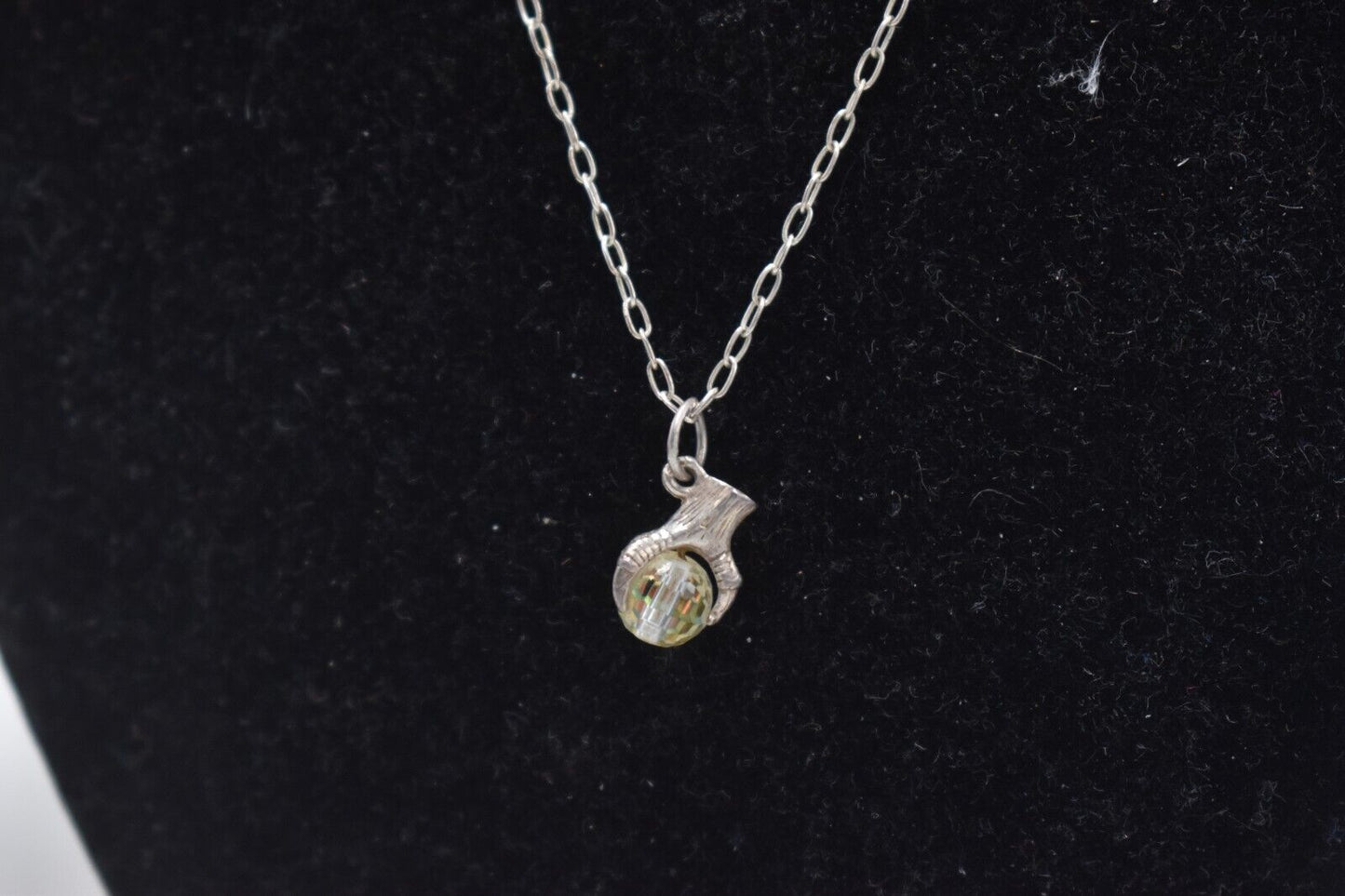 Vintage 925 Sterling Silver and Dragon Claw Pendant Necklace 45cm