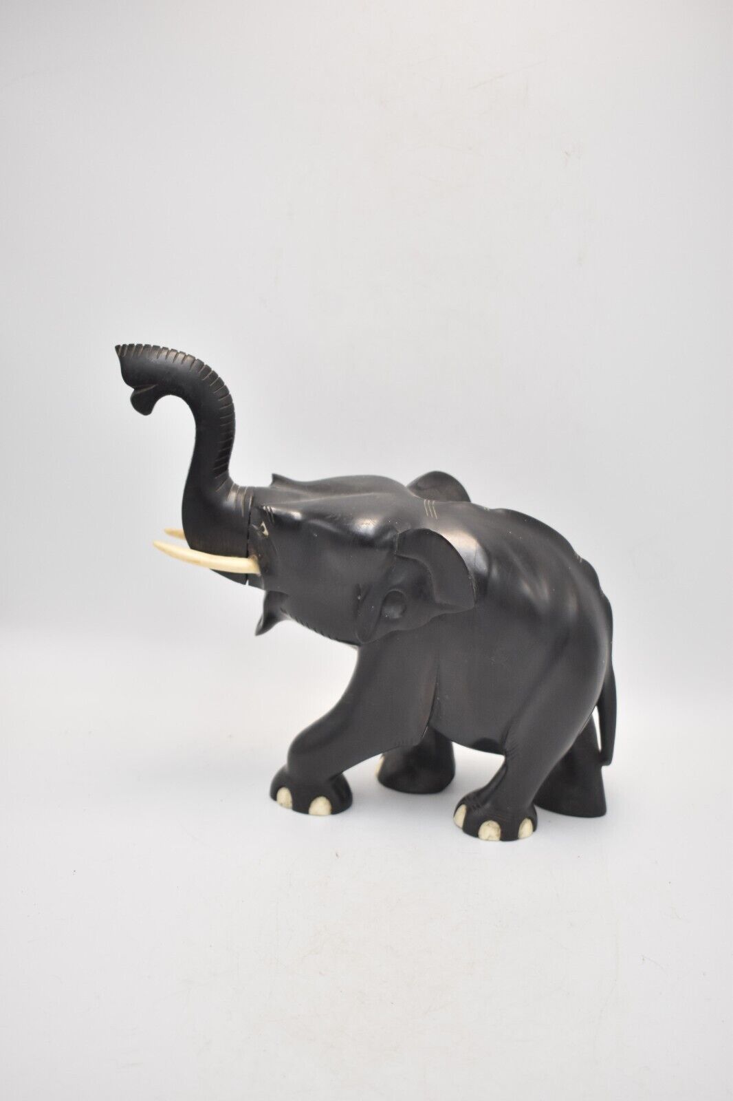 Antique Vintage Black Ebony Wood Elephant Statue – Hand-Carved Figurine – 1.4KG