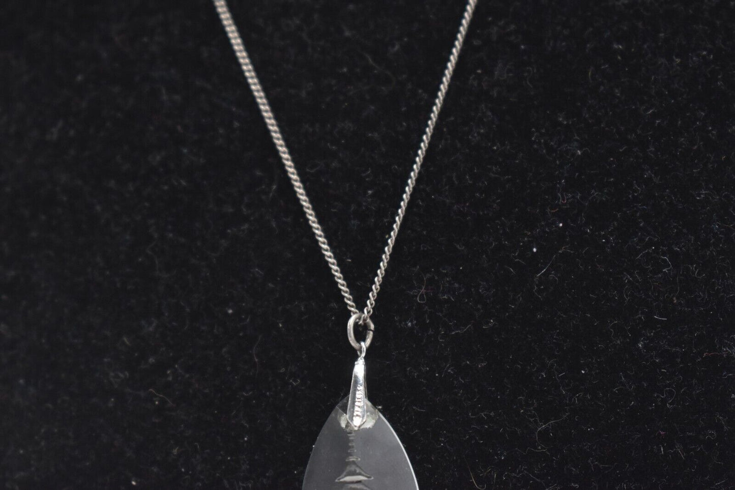 Vintage 925 Sterling Silver Japanese Pagoda Pendant Necklace – 45cm Chain