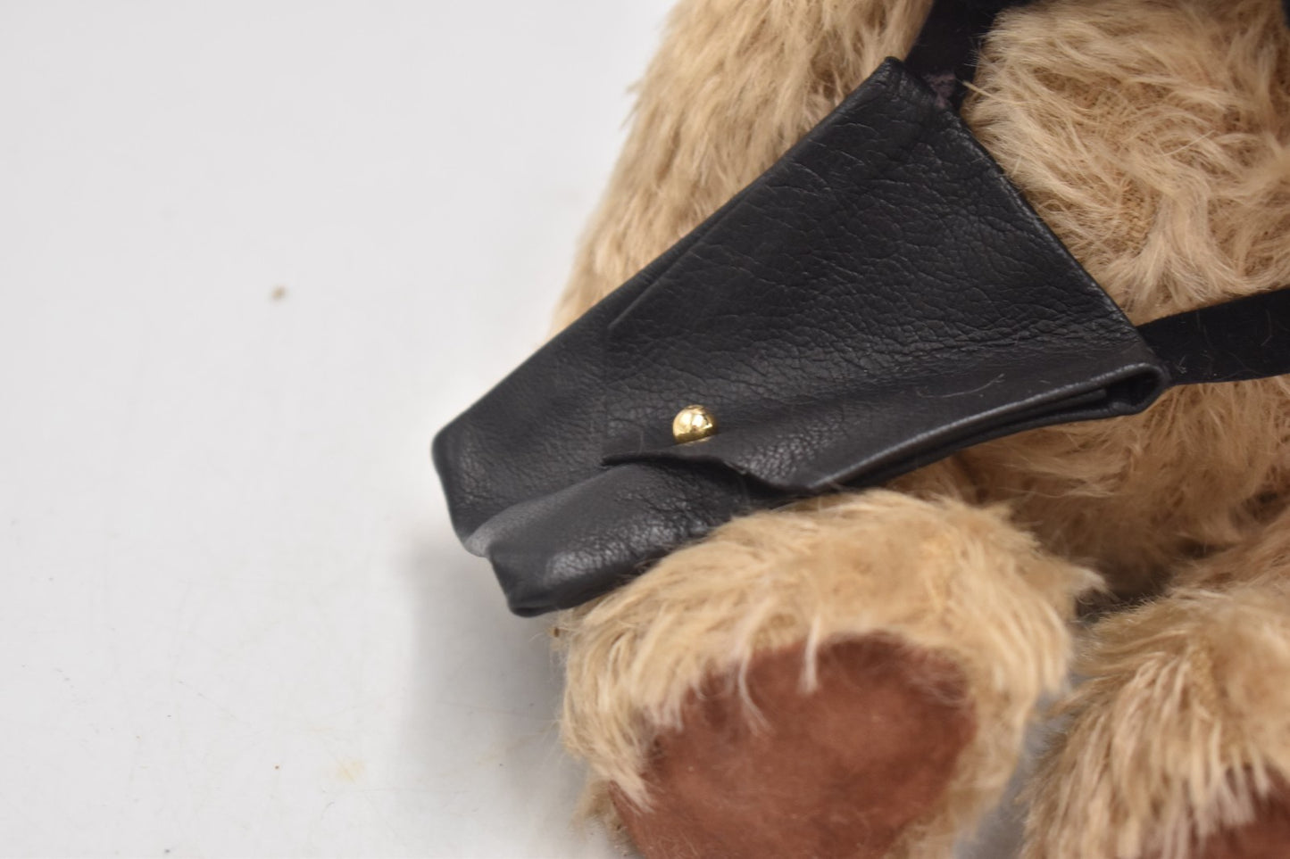 Wood U Like “Ambrose” Yes/No Bear – OOAK Artist Teddy Bear by Richard & Lisa Gun