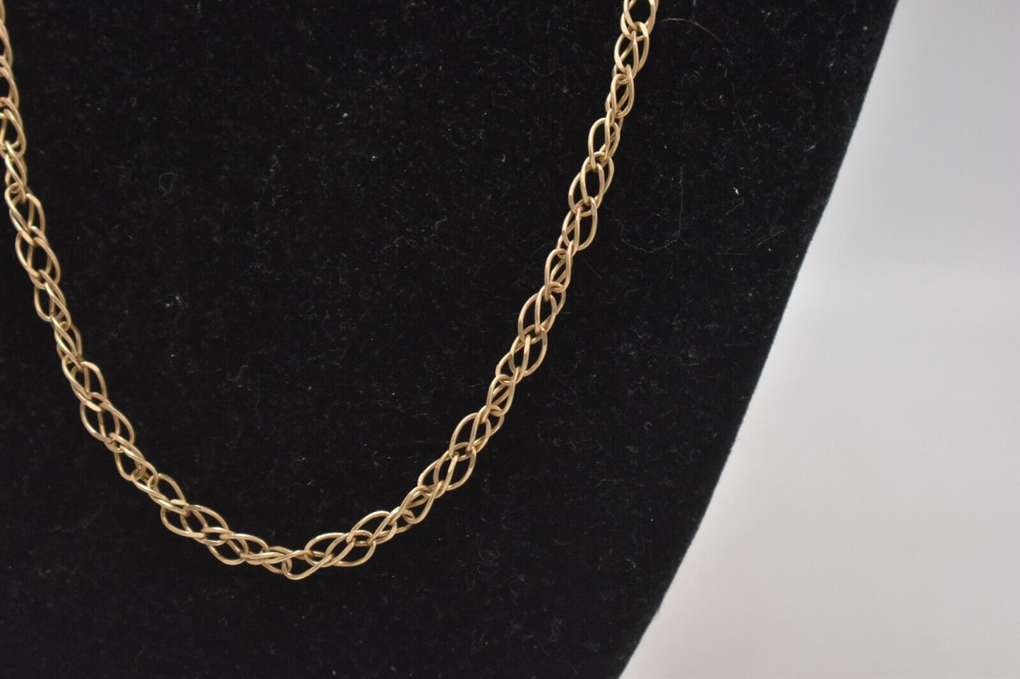 Vintage 9ct Gold Curb Chain Necklace – 50cm / 9.1g