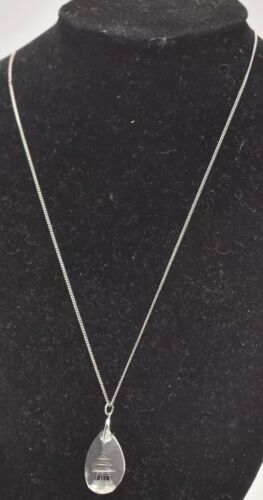 Vintage 925 Sterling Silver Japanese Pagoda Pendant Necklace – 45cm Chain