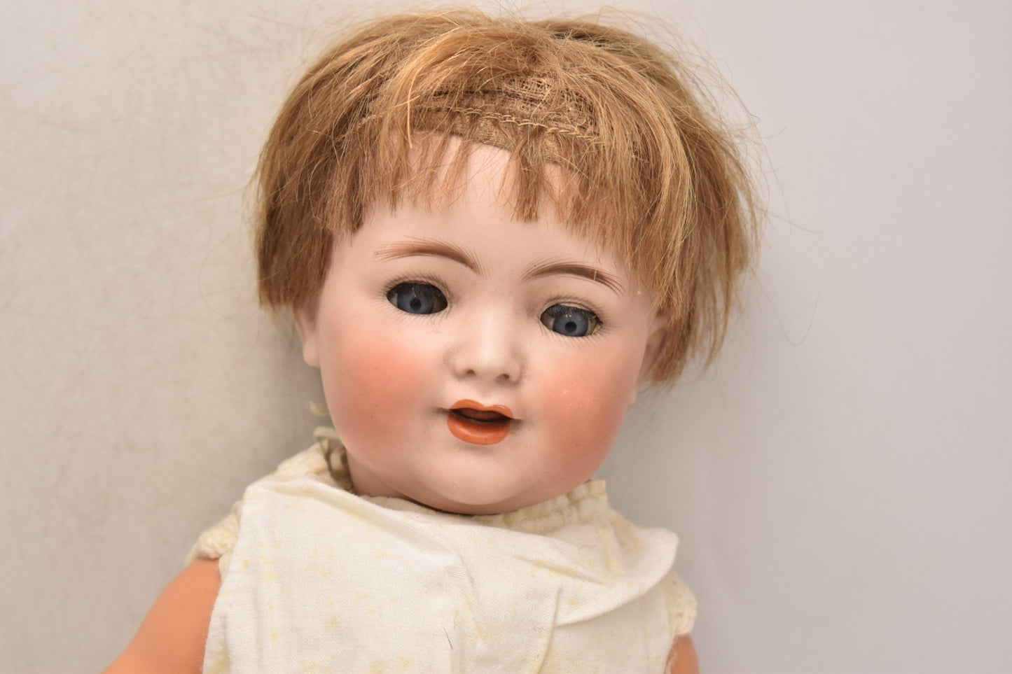 Antique Simon & Halbig K&R Bisque Head Doll 126 – 38cm – Sleepy Eyes